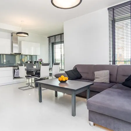 Apartment Aurora Old Town - Hav Aparts